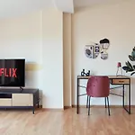 Spacious Apartment In Vrsovice By Prague Days