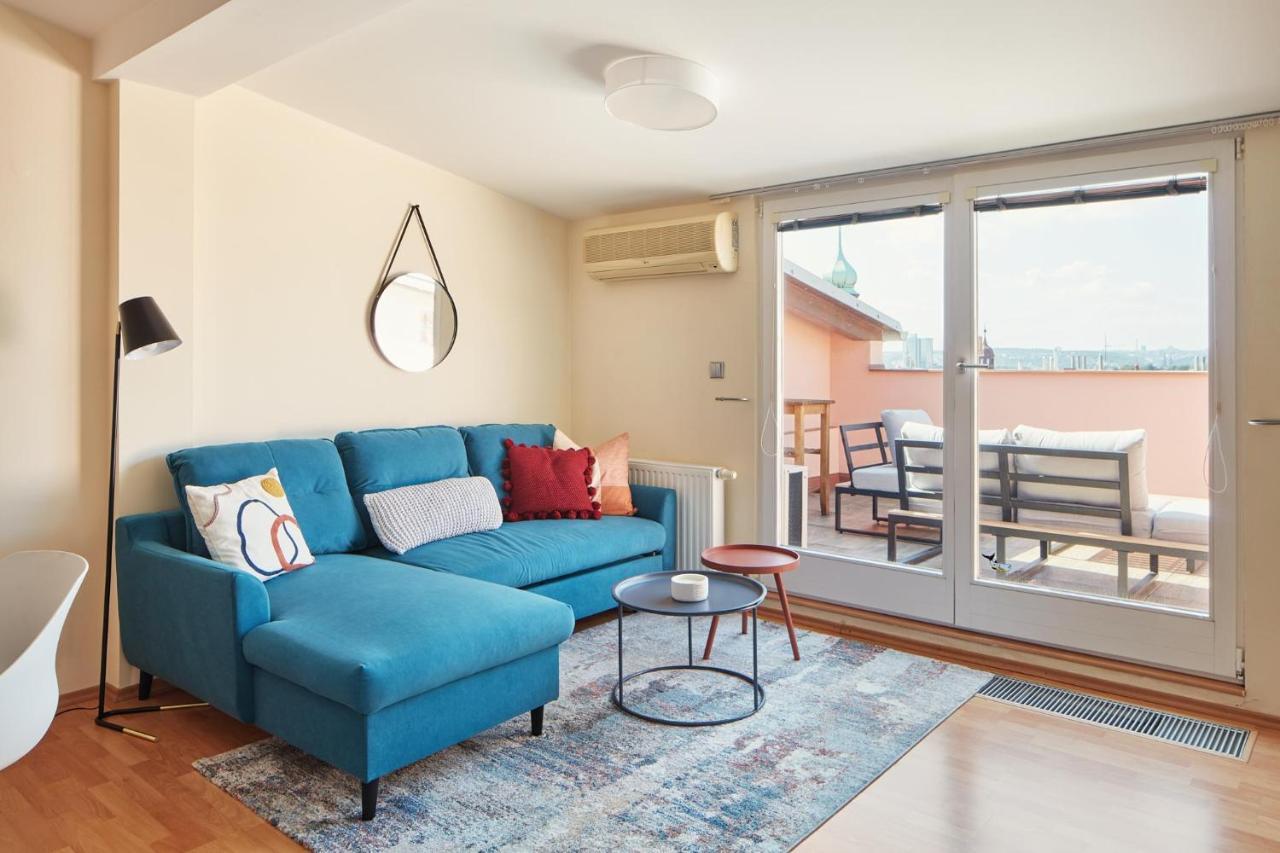 Spacious In Vrsovice By Days Appartement Prague