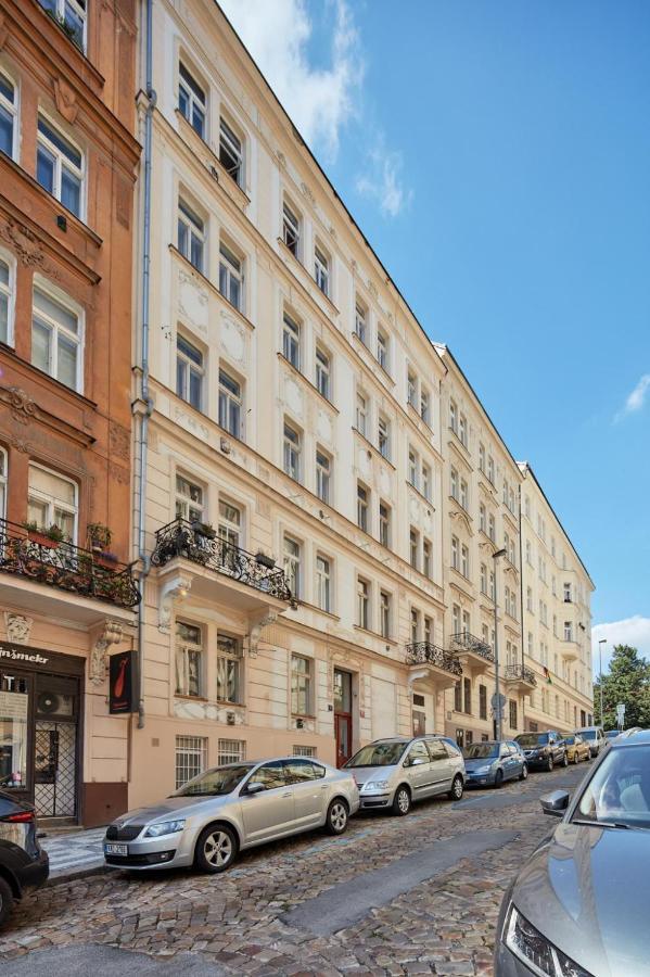 Appartement Spacious In Vrsovice By Days *